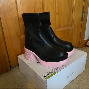 Call it spring Aaryana black and pink sole platform pull on boots